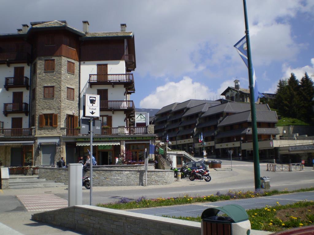 Appartamento SESTRIERE affitto   P.za Agnelli BIMAR SAS DI ROSSI IVANO & C.