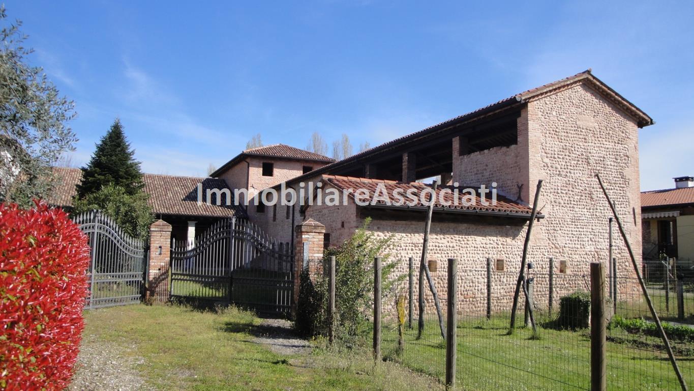 Villa BASSANO DEL GRAPPA vendita    IMMOBILIARE ASSOCIATI DI ANDOLFATO EMANUELA MIRCA