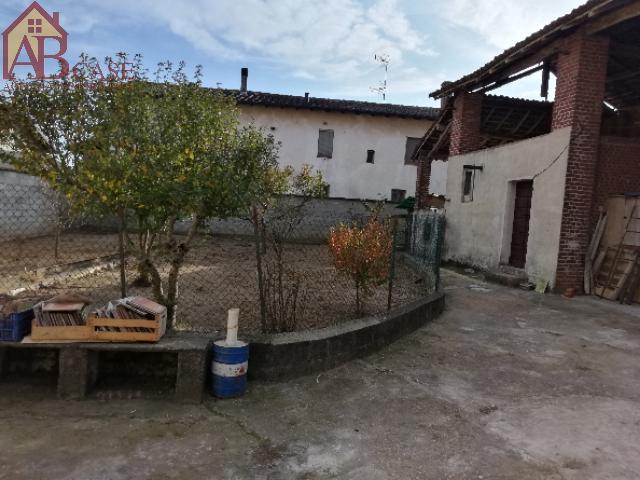 Villa Unifamiliare - Indipendente GAMBOLÒ vendita   via mazzini Acquaotta Basilia Maria