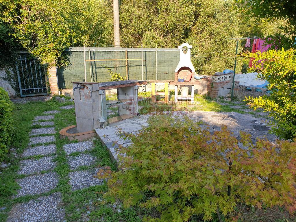 Villa Semi Indipendente CASTELNUOVO MAGRA vendita    IL CENTRO IMMOBILIARE snc di Stefano Santi