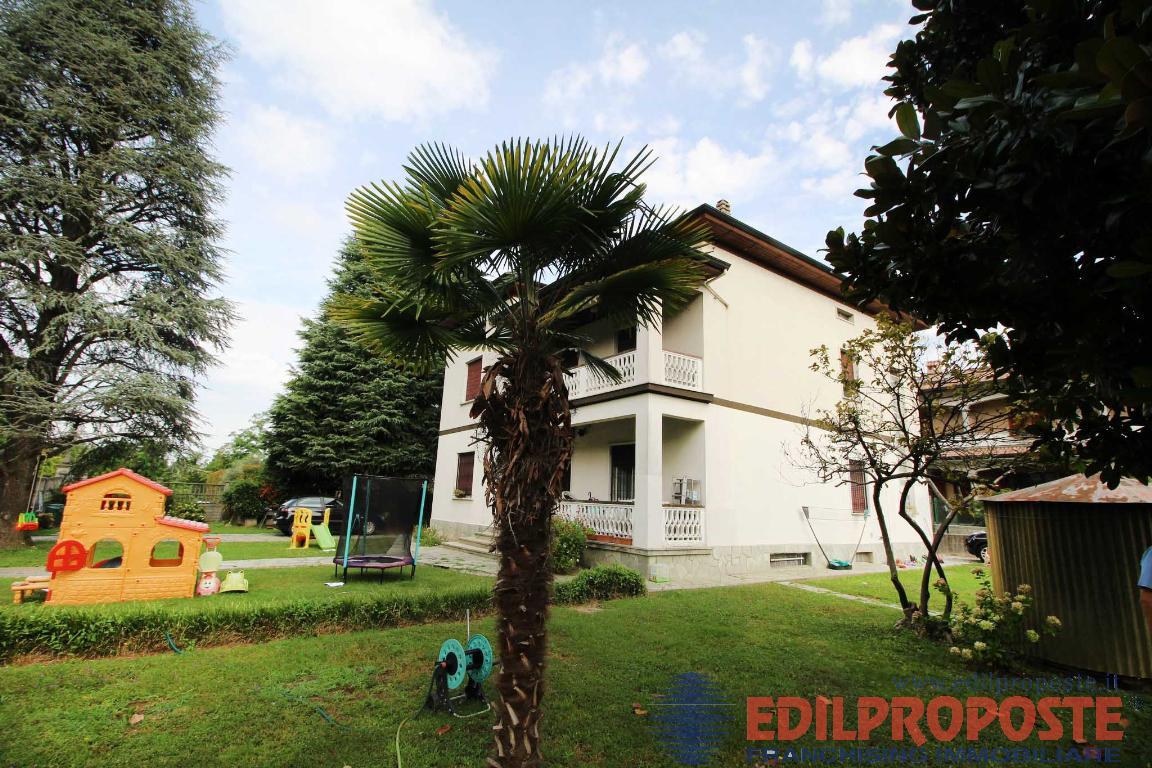 Villa LENTATE SUL SEVESO vendita   via Manzoni Edilproposte Lazzate