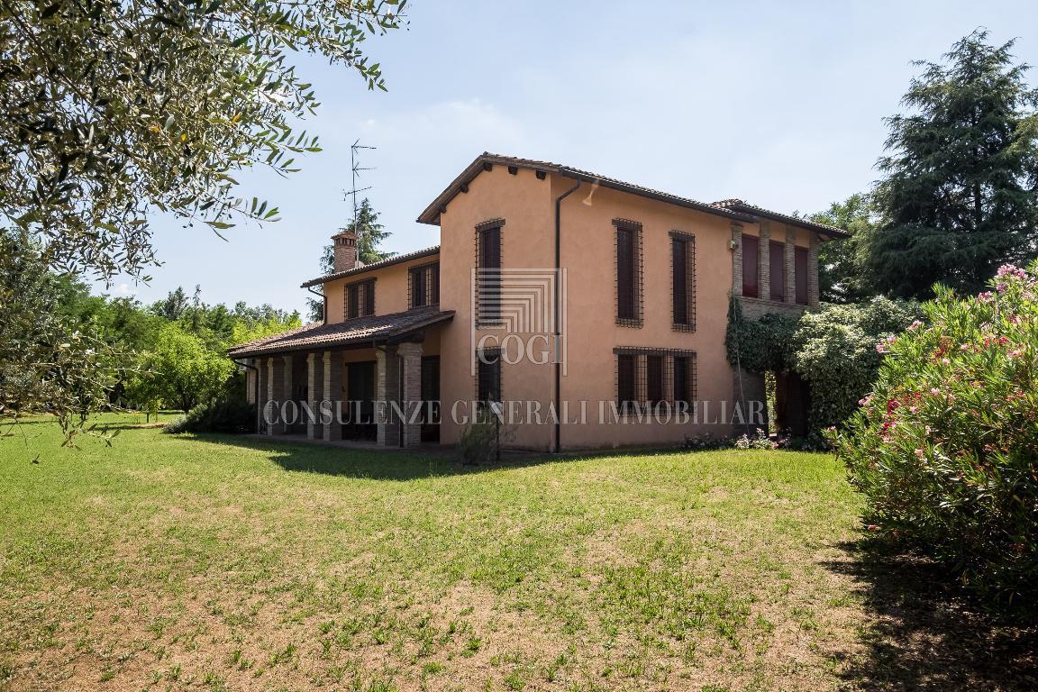 Villa IMOLA vendita   via Goccianello Compro Casa Srl