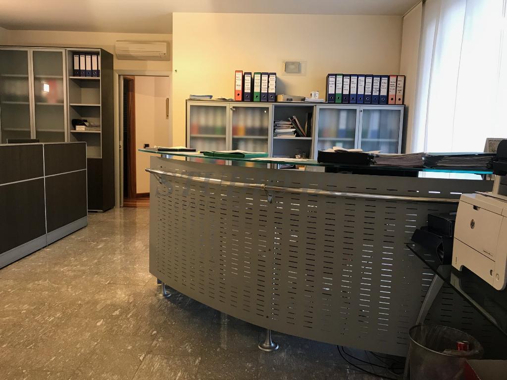 Appartamento CESANO MADERNO vendita   Via Piave Studio DG Immobiliare