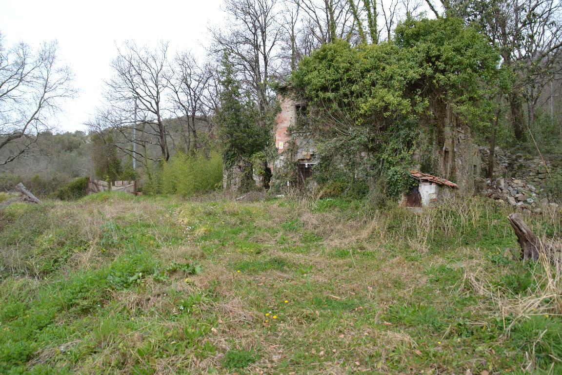 Rustico - Cascina CASTELNUOVO MAGRA vendita    IL CENTRO IMMOBILIARE snc di Stefano Santi