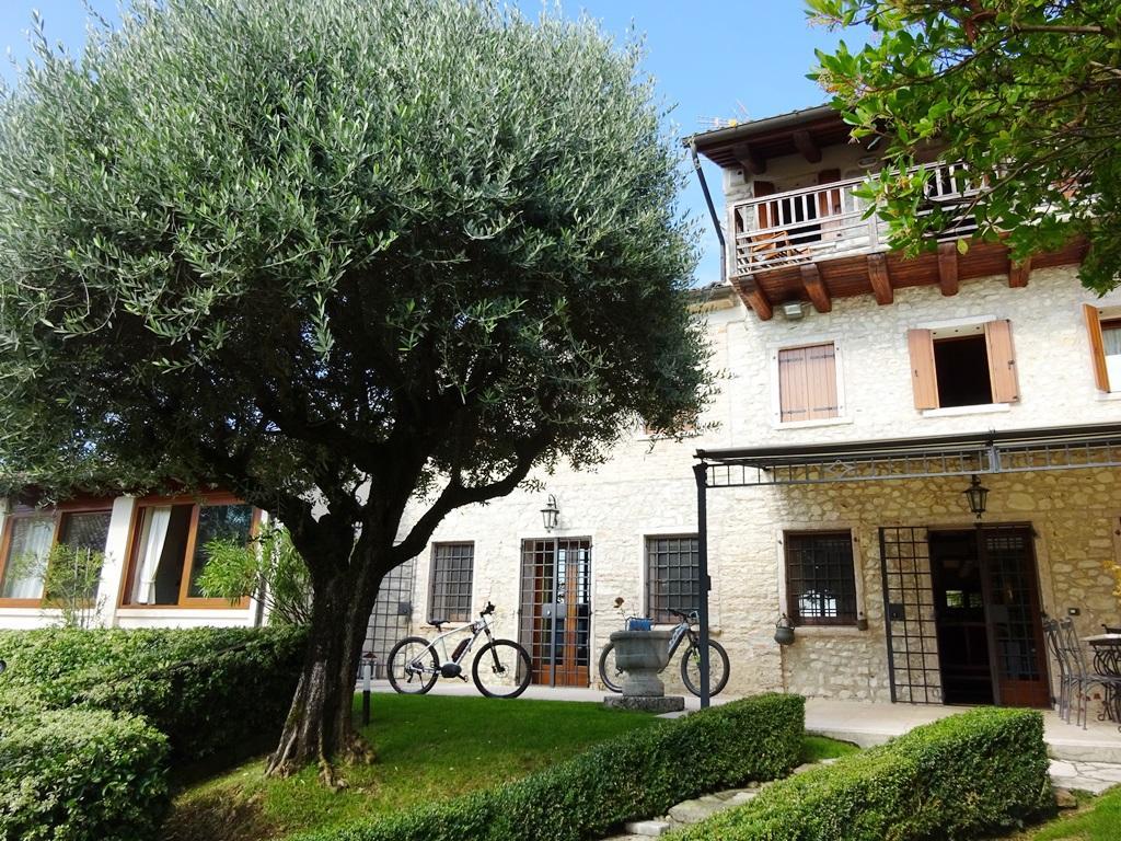 Villa POSSAGNO vendita    IMMOBILIARE ASSOCIATI DI ANDOLFATO EMANUELA MIRCA