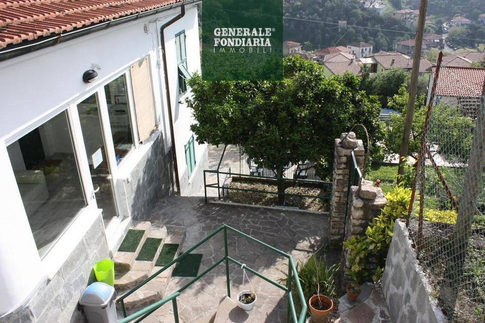 Villa Unifamiliare - Indipendente LA SPEZIA vendita  LA FOCE  GENERALE FONDIARIA Agenzia Migliarina