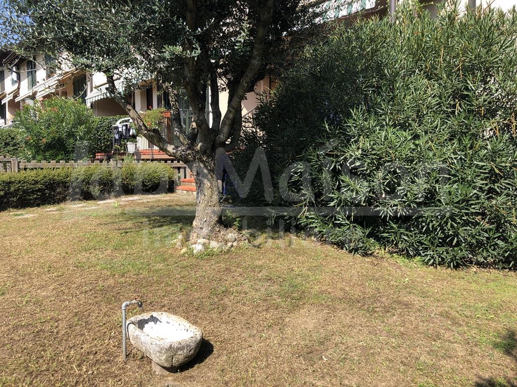 Villa Affiancata - Schiera BIANDRONNO vendita    LaboMaison Immobiliare di Laura Bogni