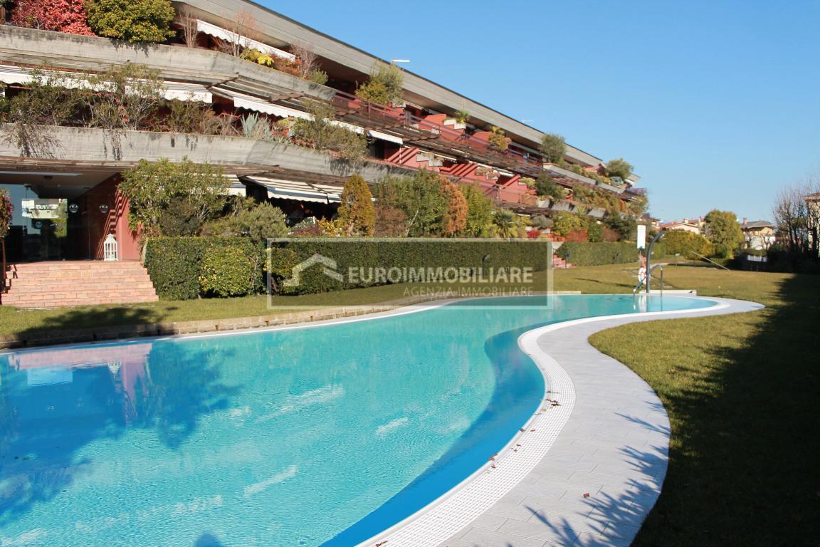 Appartamento DESENZANO DEL GARDA vendita   Via dei Caporali Euroimmobiliare Srl