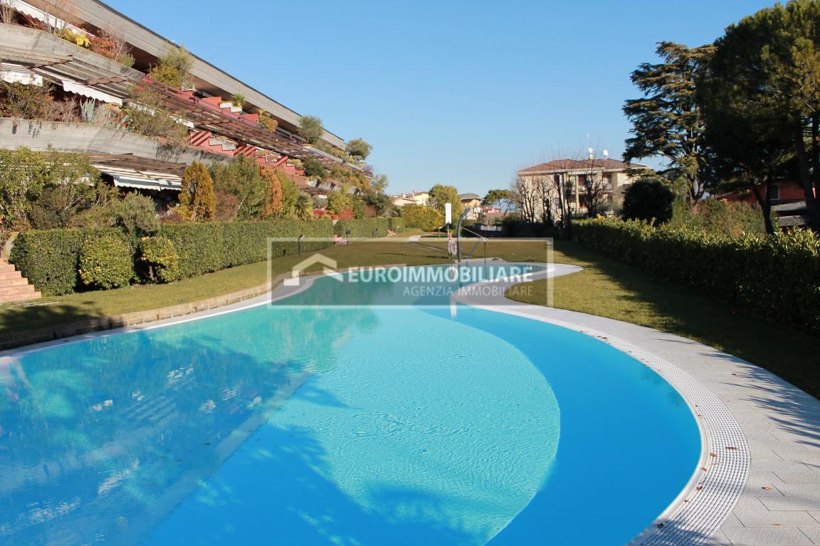 Appartamento DESENZANO DEL GARDA vendita   Via dei Caporali Euroimmobiliare Srl