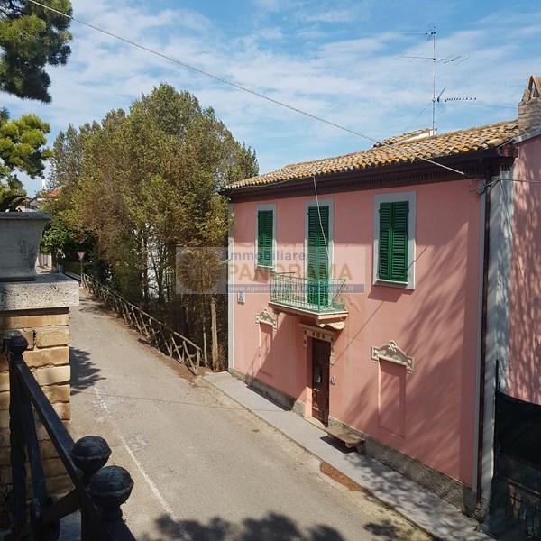 Villa Unifamiliare - Indipendente CAMPOFILONE vendita   Strada Provinciale Agenzia Immobiliare Panorama