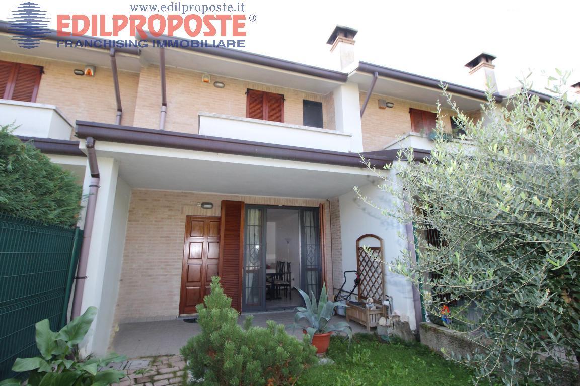 Villa Affiancata - Schiera CERIANO LAGHETTO vendita   via Verdi Edilproposte Lazzate