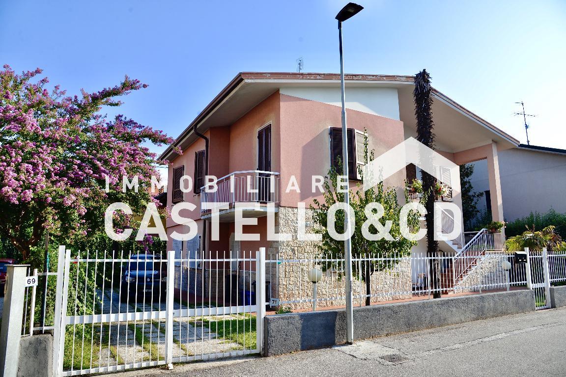 Villa DESENZANO DEL GARDA vendita   Via Kolbe CASTELLO&CD Immobiliare di Rambaldini Loretta