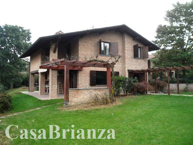 Villa USMATE VELATE vendita    CasaBrianza Sas