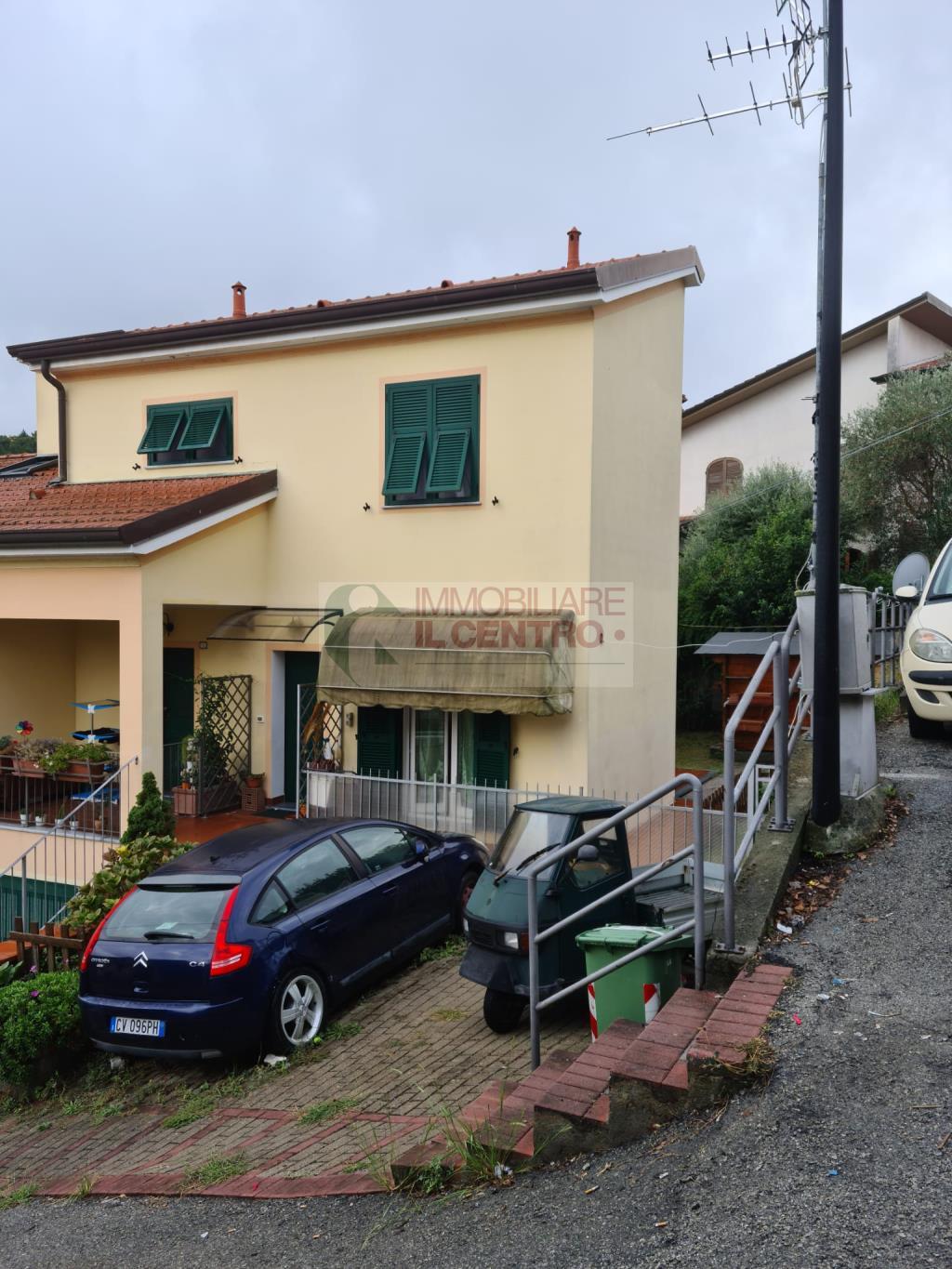 Appartamento ARCOLA vendita    IL CENTRO IMMOBILIARE snc di Stefano Santi