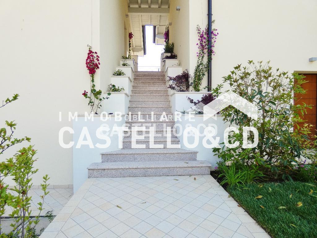 Appartamento POLPENAZZE DEL GARDA vendita   Via Roma CASTELLO&CD Immobiliare di Rambaldini Loretta