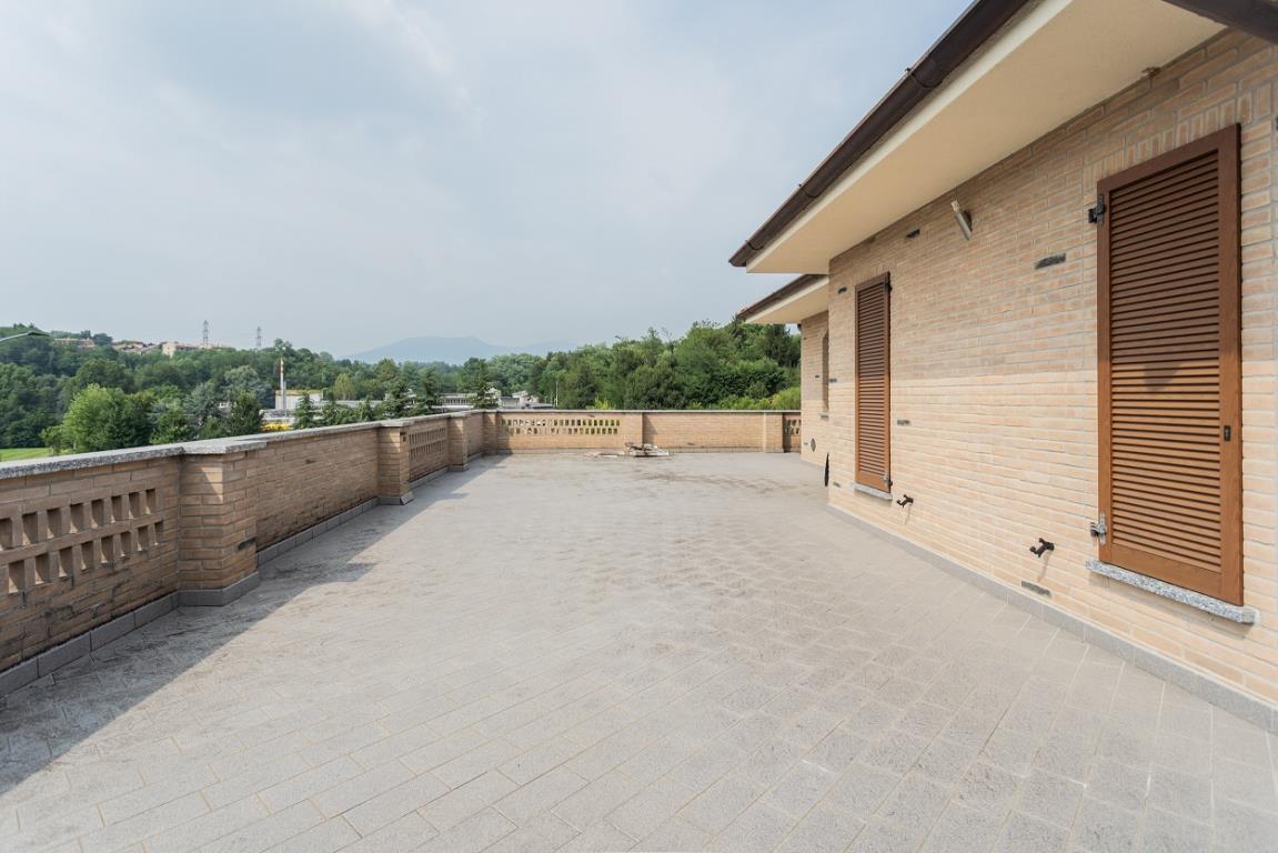 Villa Unifamiliare - Indipendente BULCIAGO vendita    Habitat Group Srl