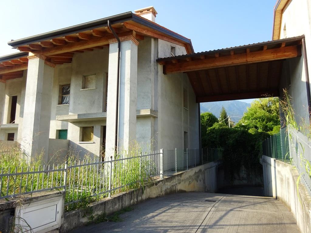 Villa Affiancata - Schiera BORSO DEL GRAPPA vendita   Via Asolana IMMOBILIARE ASSOCIATI DI ANDOLFATO EMANUELA MIRCA