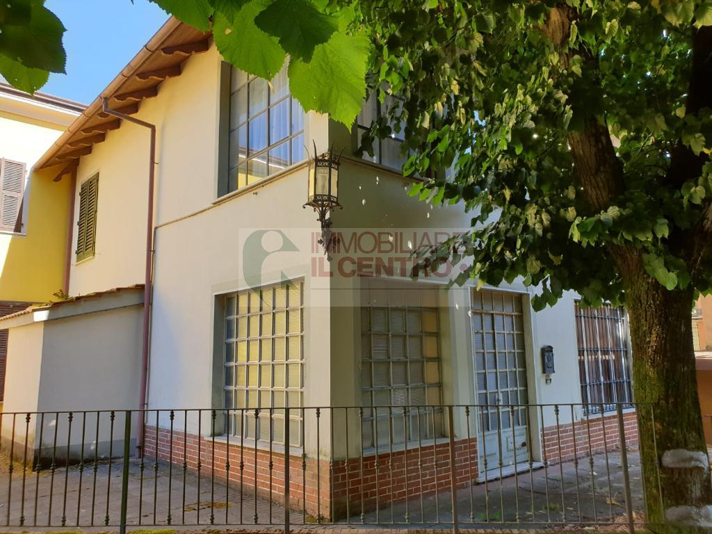  sarzana vendita quart:  il-centro-immobiliare-snc-di-stefano-santi