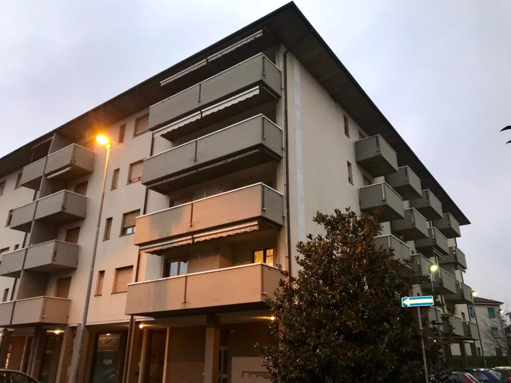  nova milanese vendita quart:  studio dg immobiliare