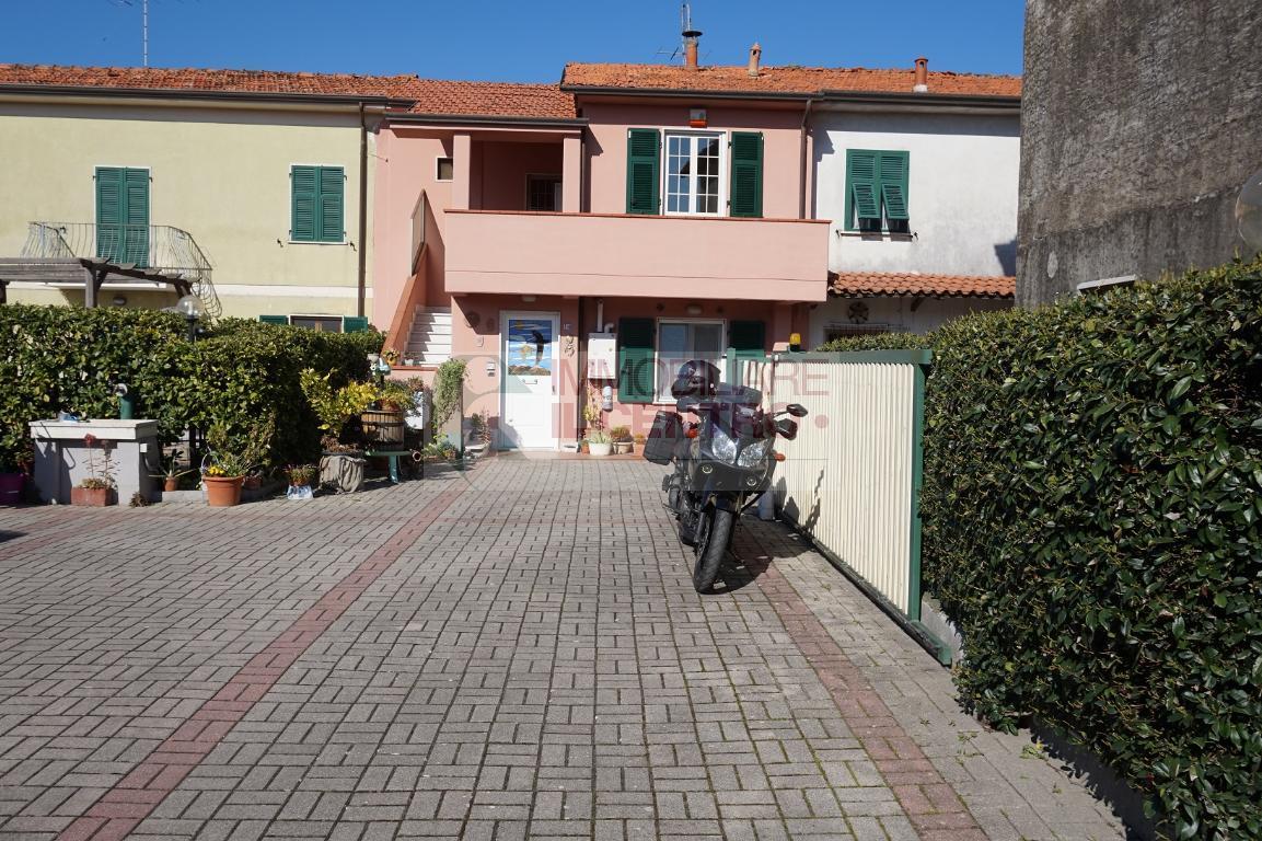 Villa Semi Indipendente SARZANA vendita    IL CENTRO IMMOBILIARE snc di Stefano Santi