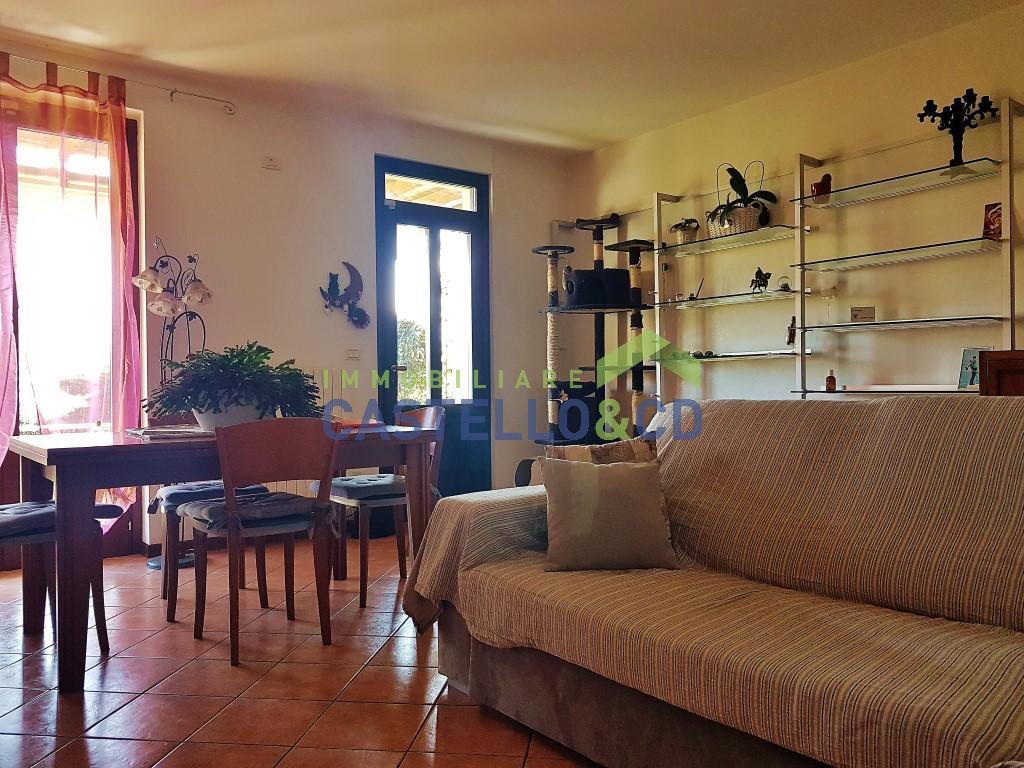 Villa Affiancata - Schiera PUEGNAGO SUL GARDA vendita   Via Tavaredo CASTELLO&CD Immobiliare di Rambaldini Loretta