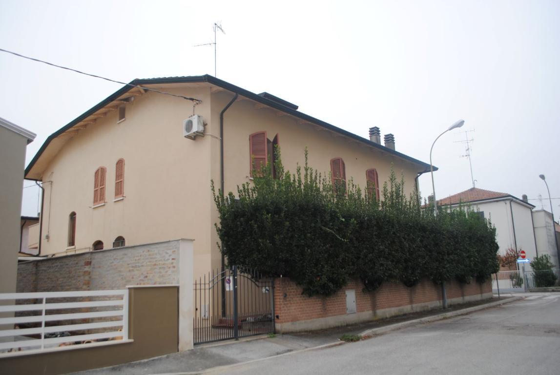  ravenna vendita quart: nullo baldini cavour-casa-sas-di-savorani-gabriella